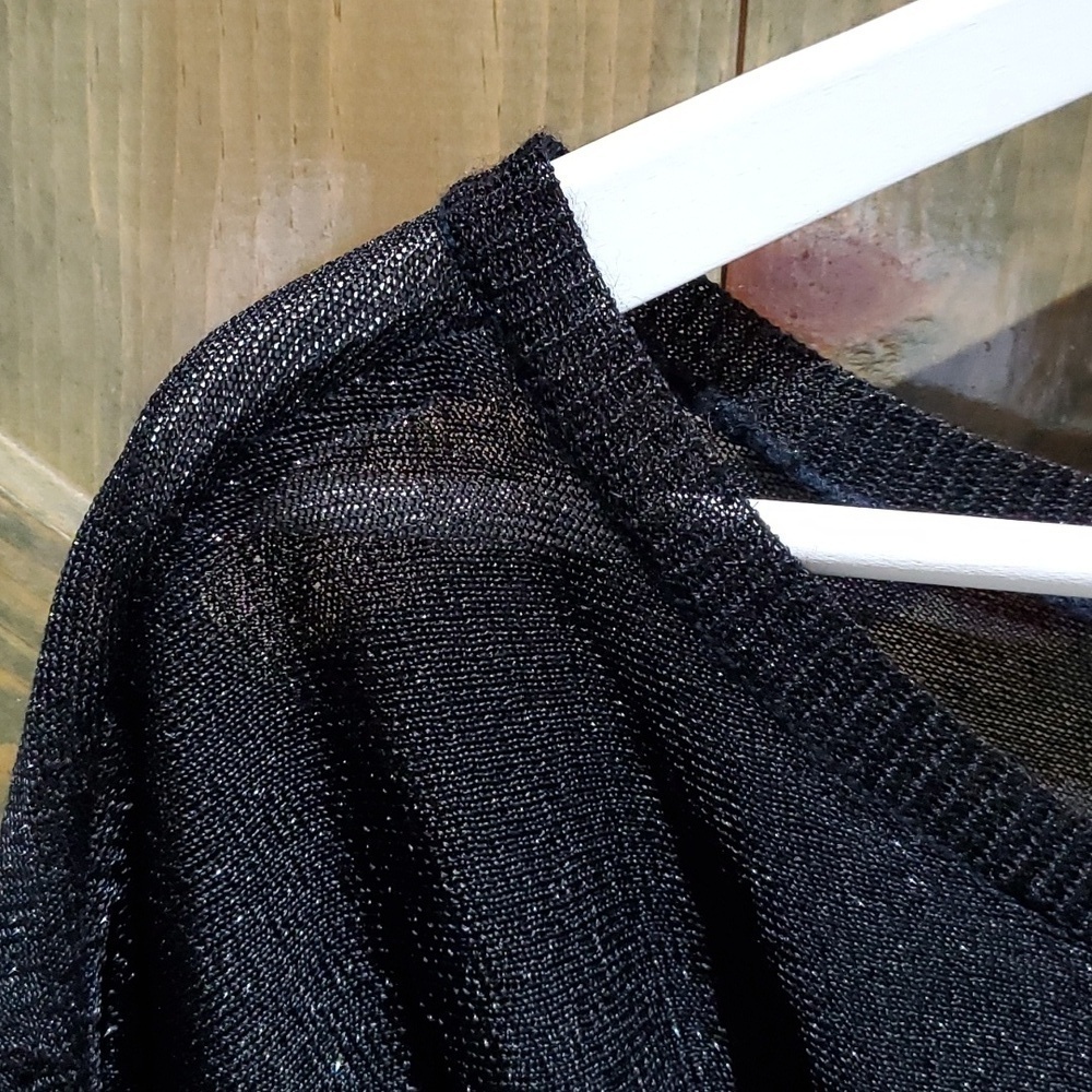 BLACK BLOUSE - Picture 2 of 9